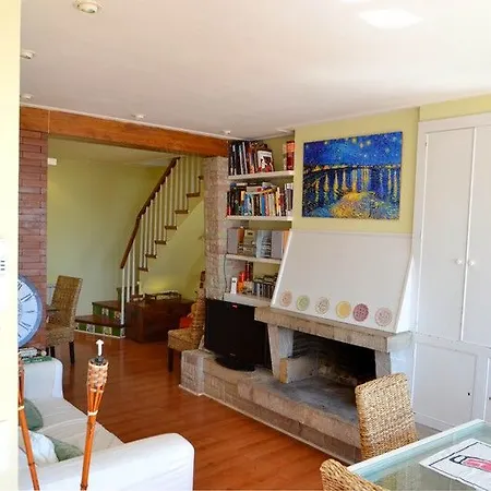 Cute Duplex In The Center Of 3*