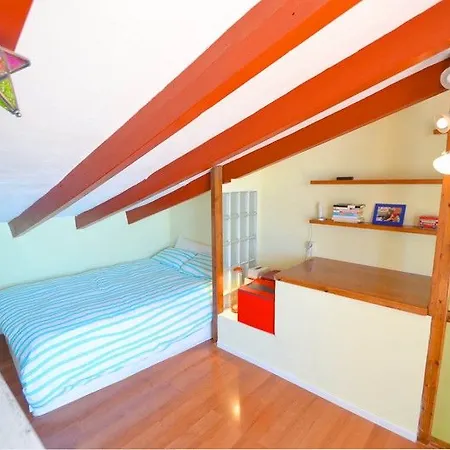 Cute Duplex In The Center Of Hotel 3*