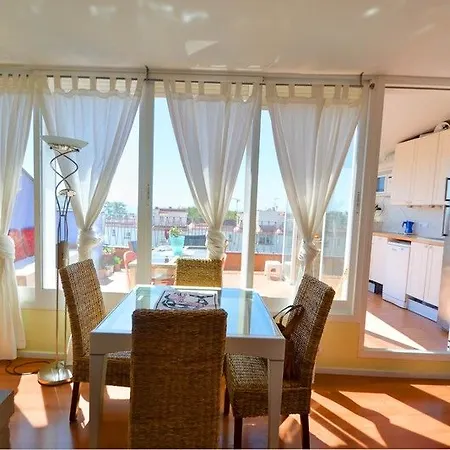 Cute Duplex In The Center Of Hotel Sitges